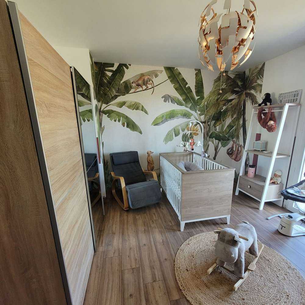 Jungle with colourful animals