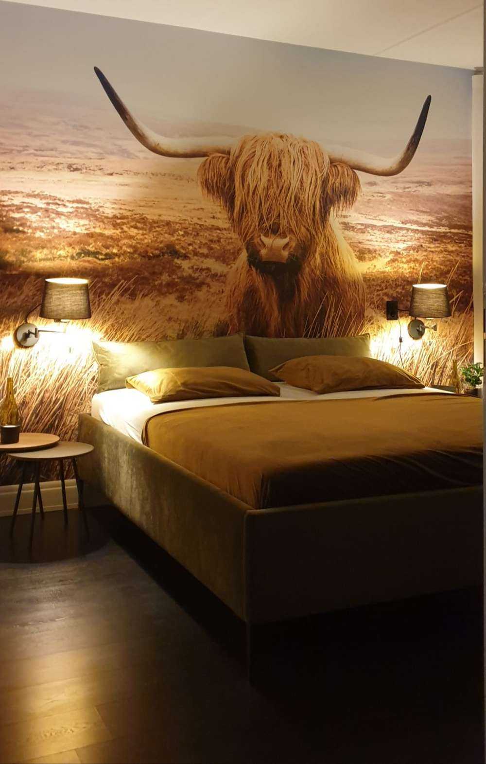 Scottish Highlander with reed