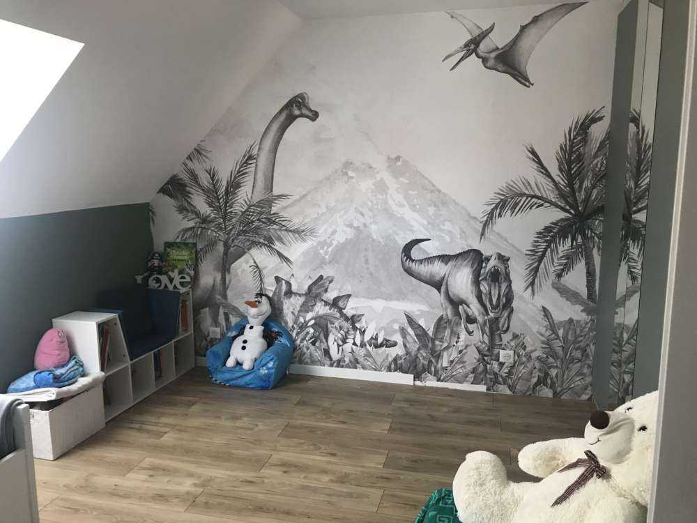 Dino's in black and white