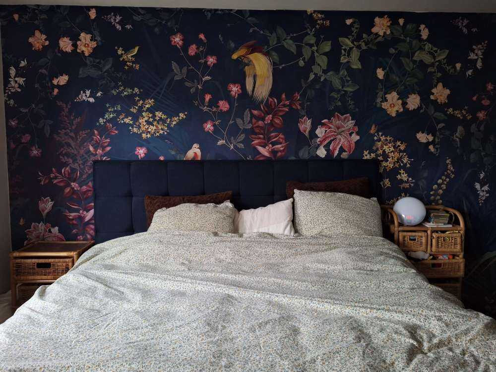 Jungle flowers and birds