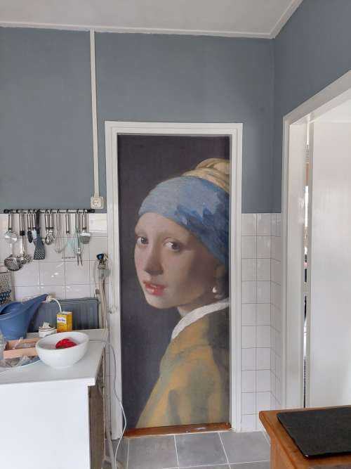 Girl with the pearl