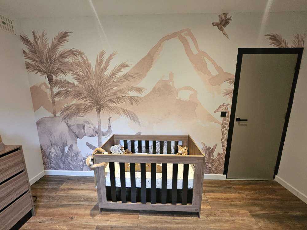 Jungle animals in taupe