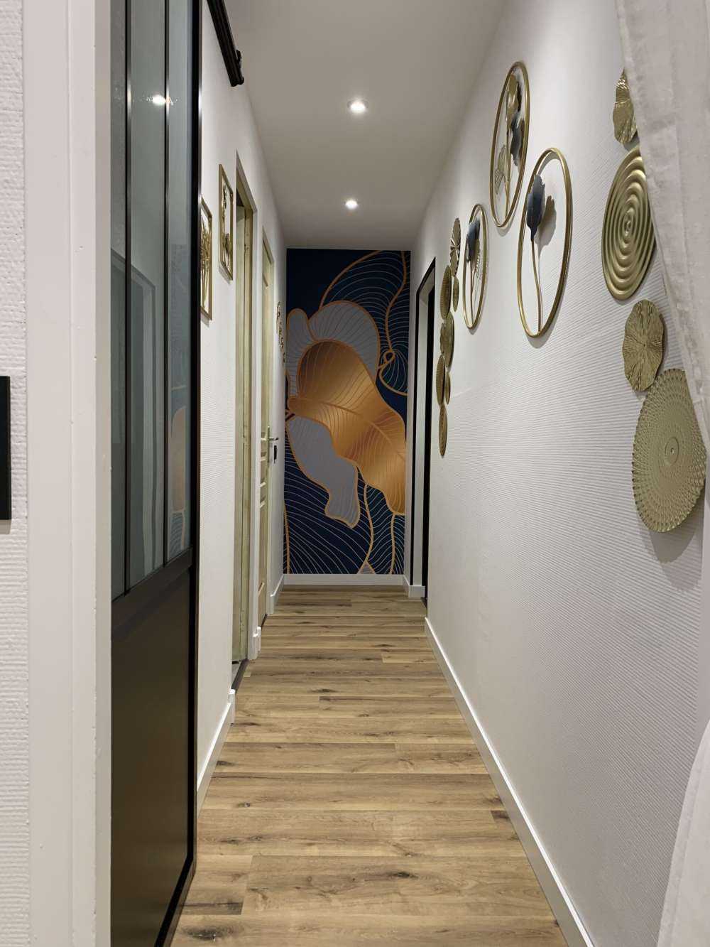 Luxury gold Art Deco