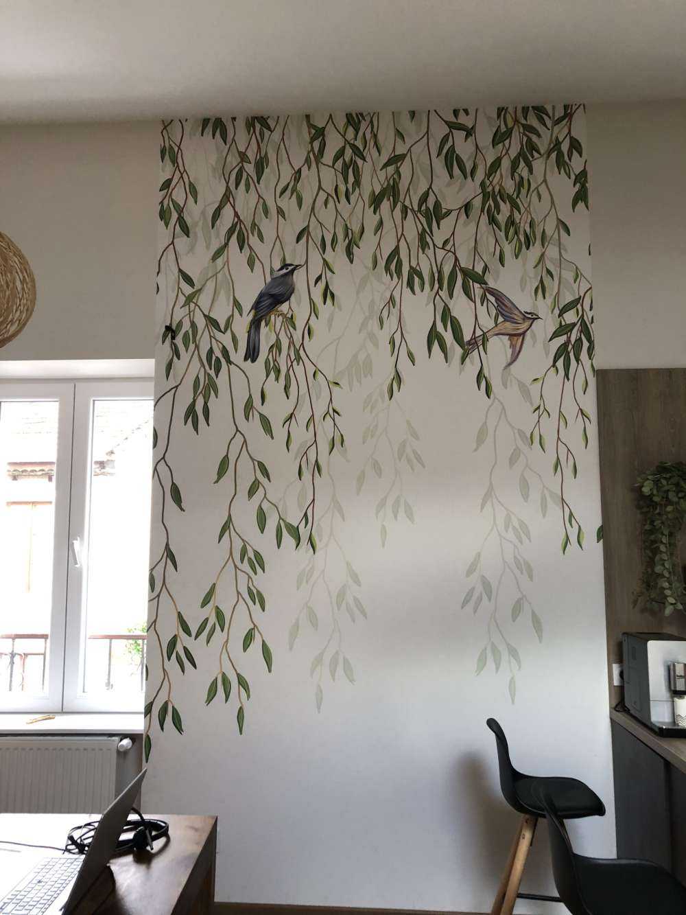 Green hanging branches