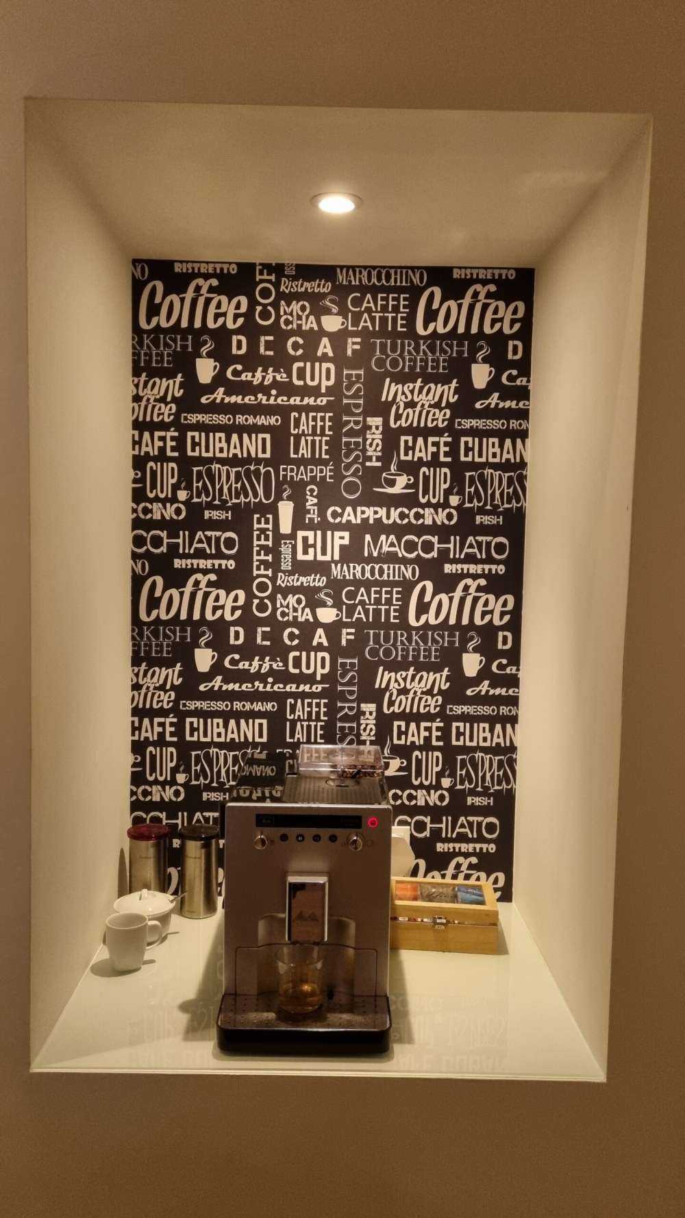 Coffee bar