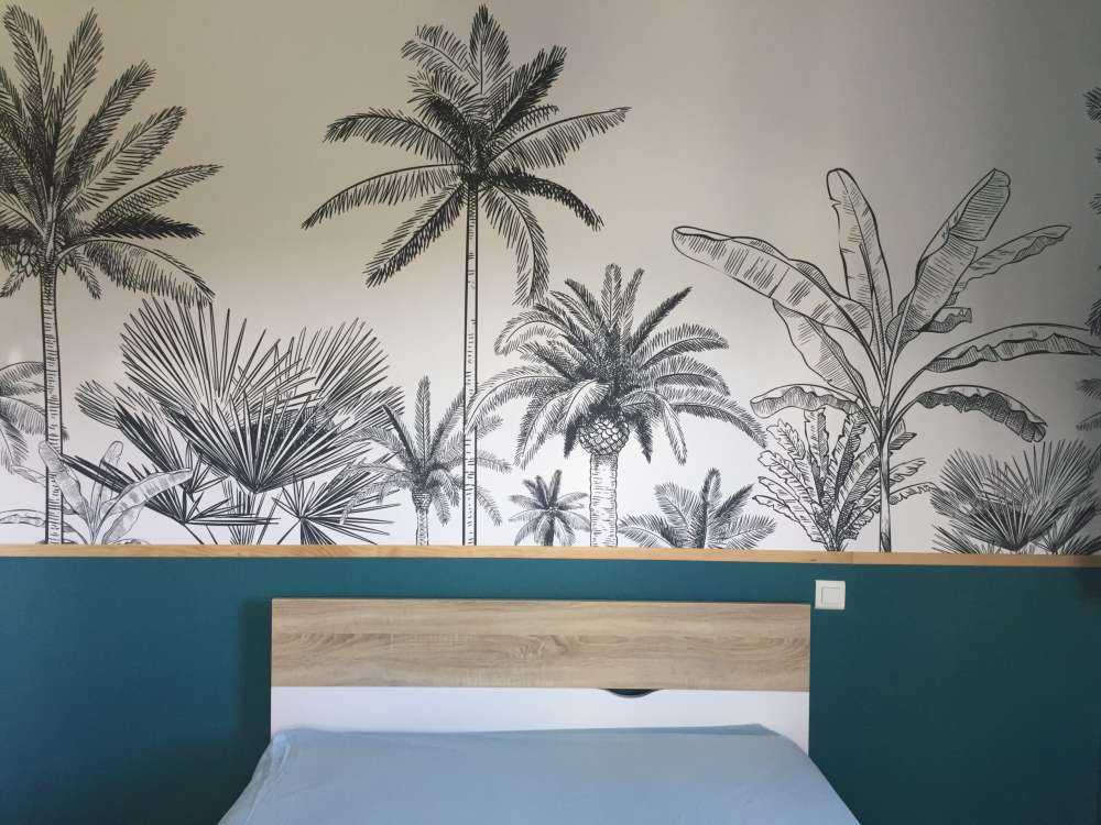 Drawn palm trees