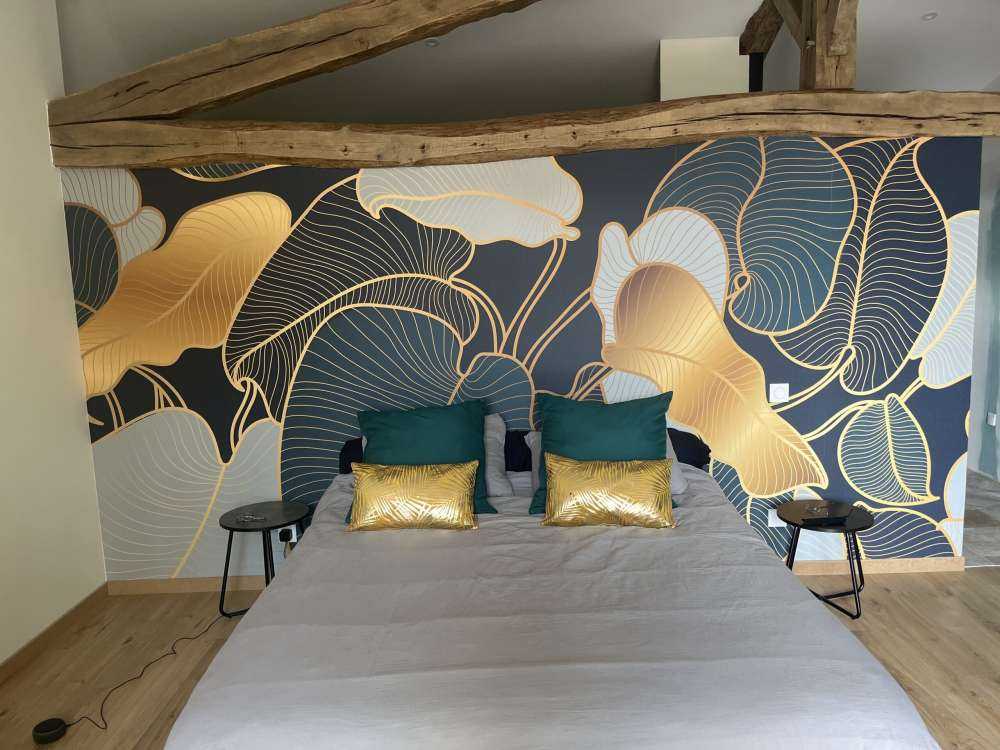 Luxury gold Art Deco