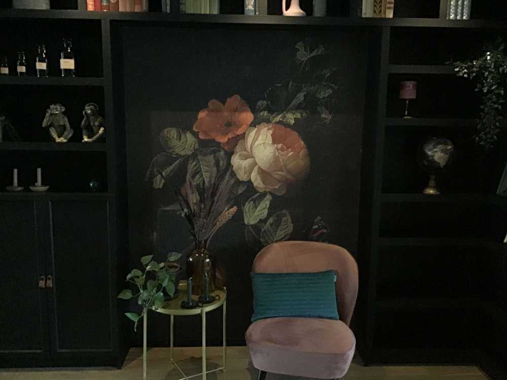 Still life with roses