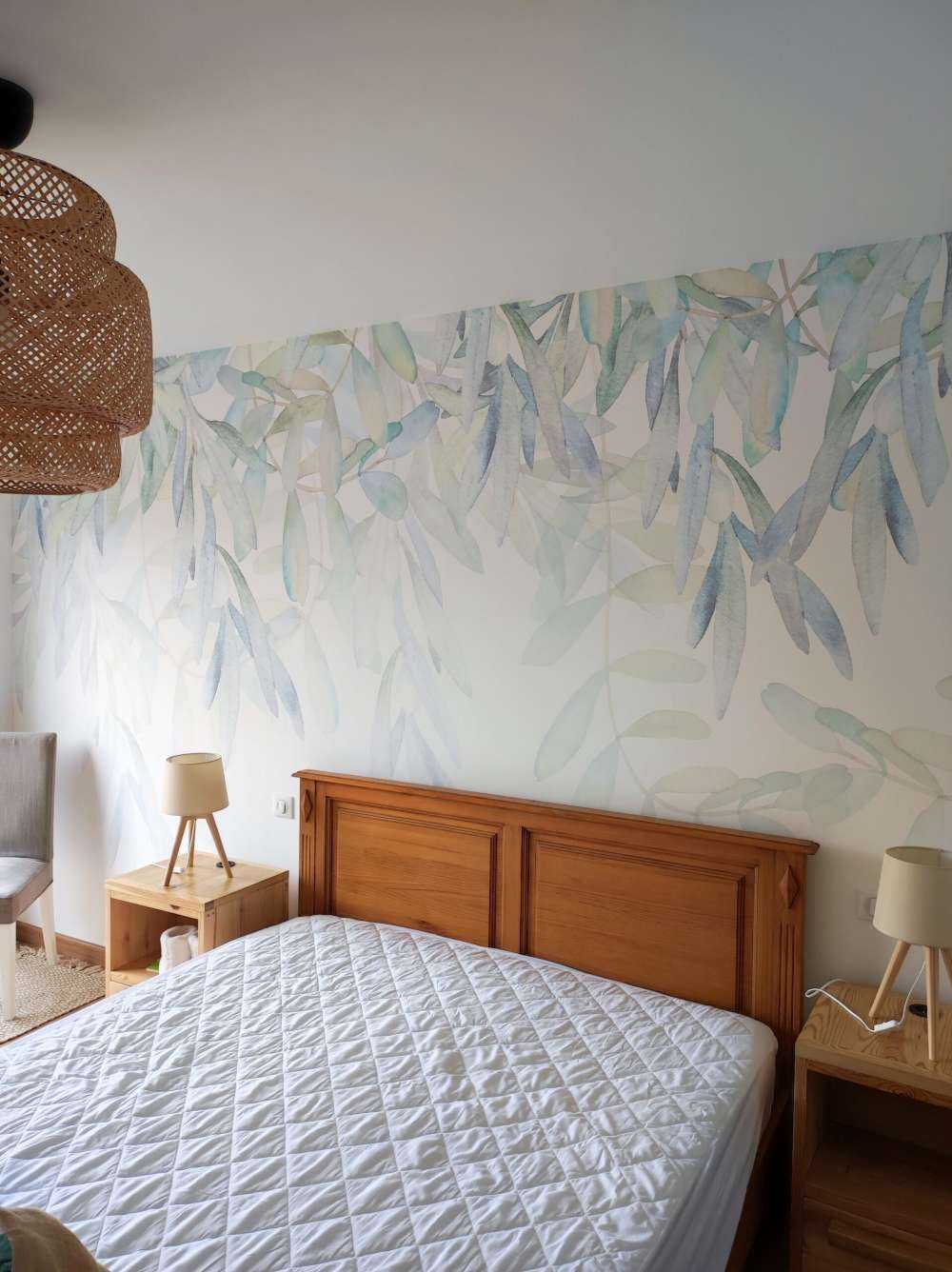 Pastel coloured watercolour leaves