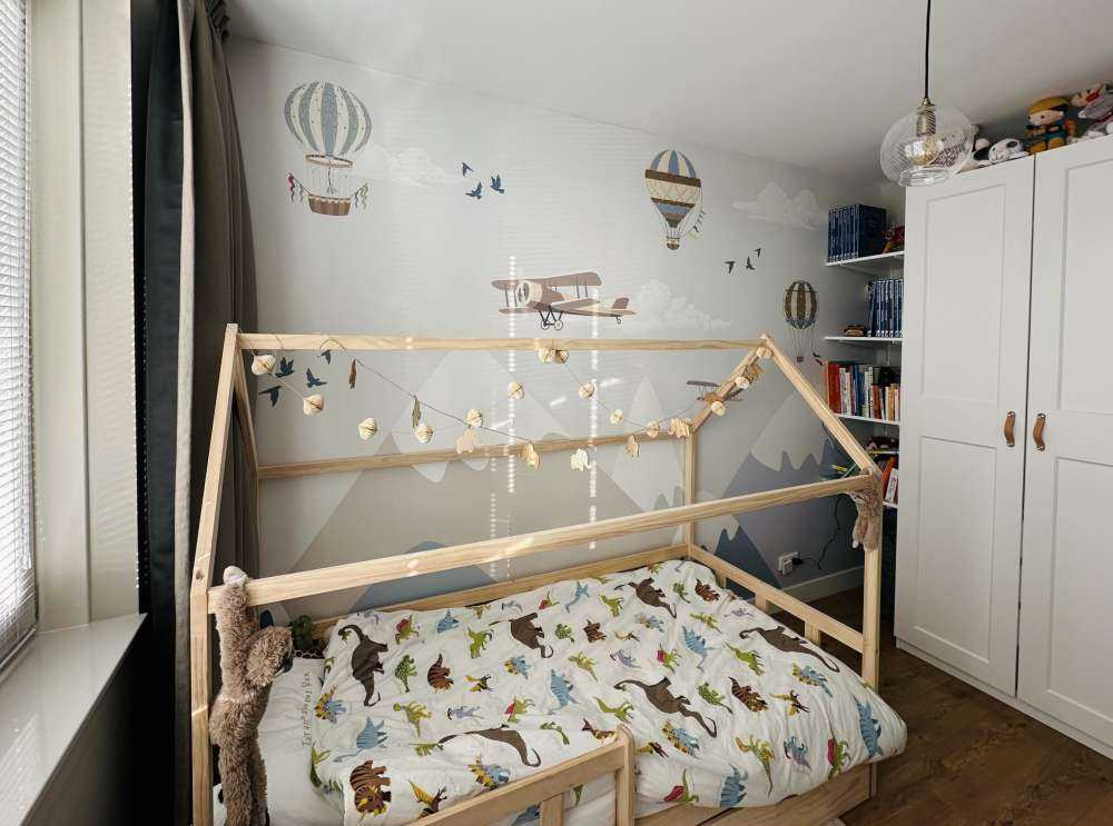 Mountains with balloons