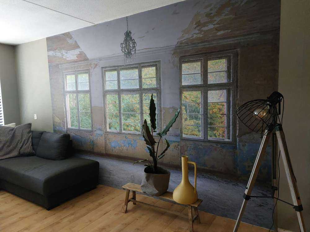 Deserted room