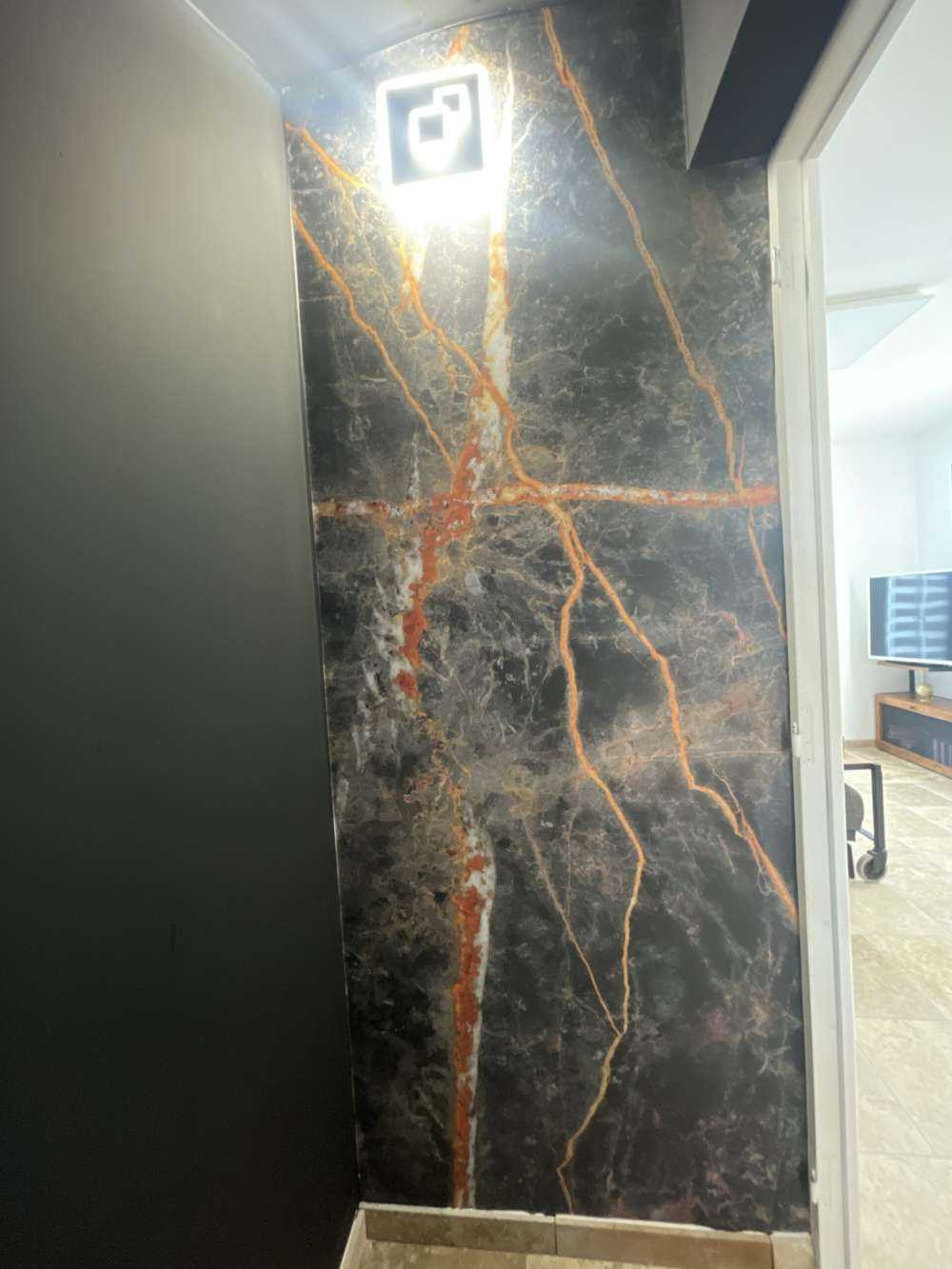 Dark marble with copper shades