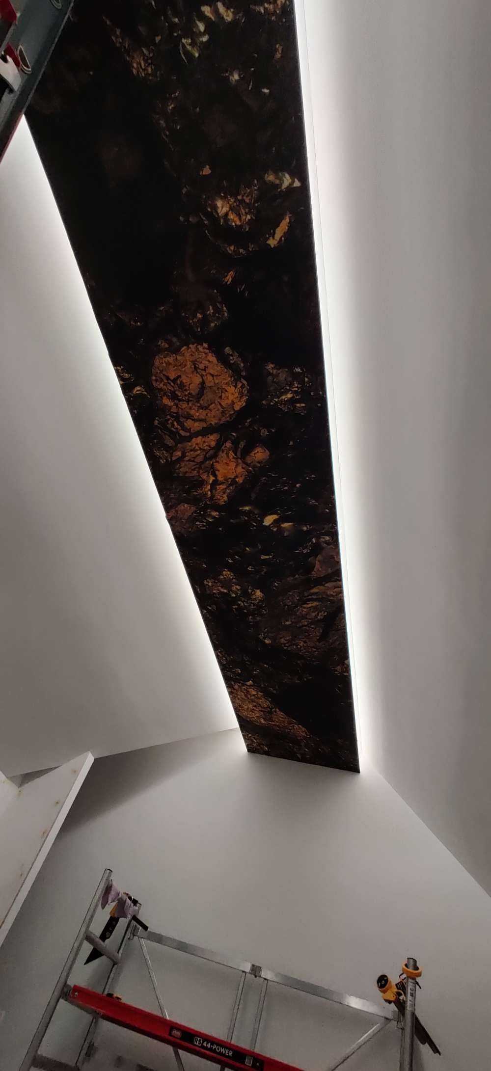 Stone with gold