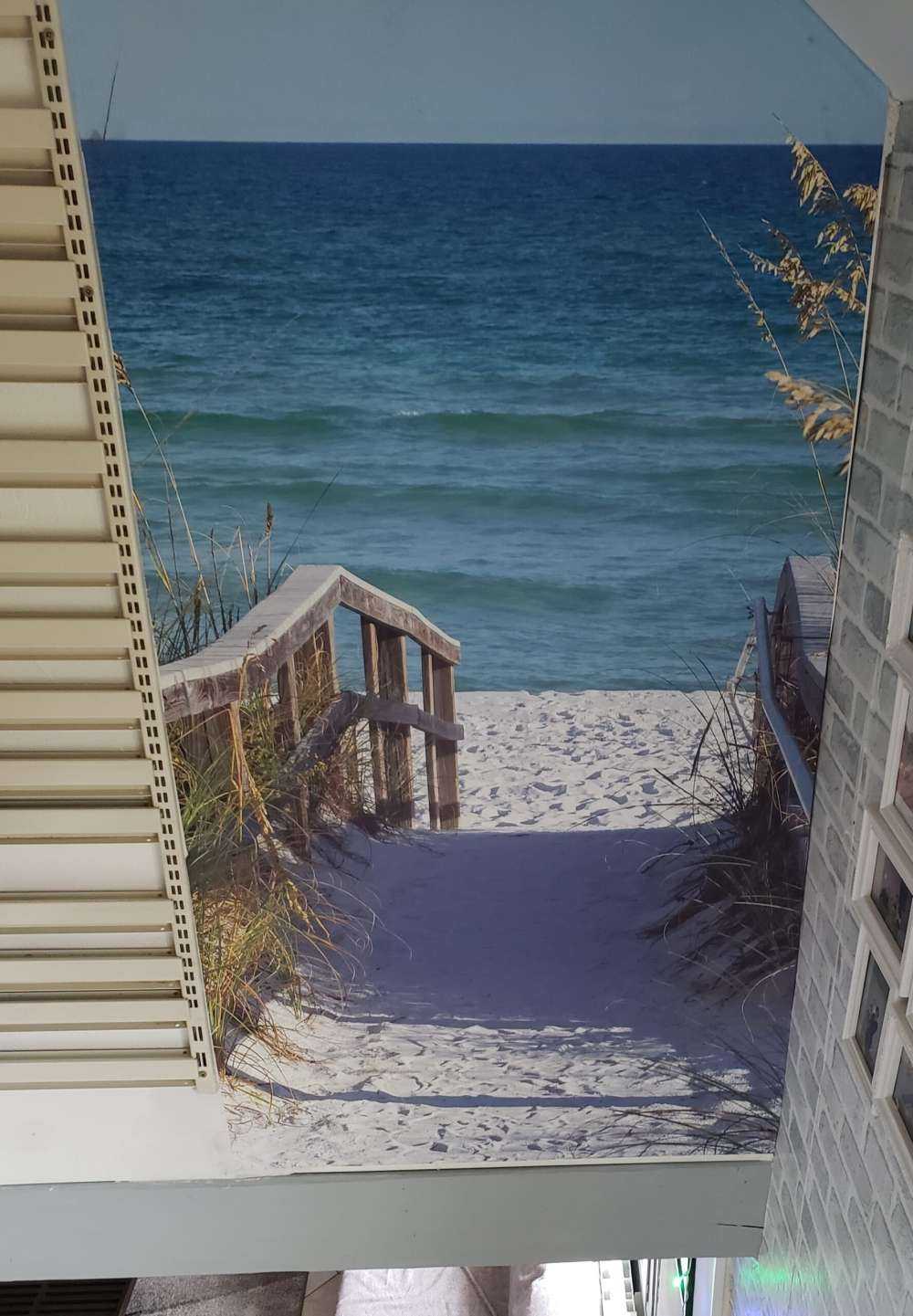Path to the sea