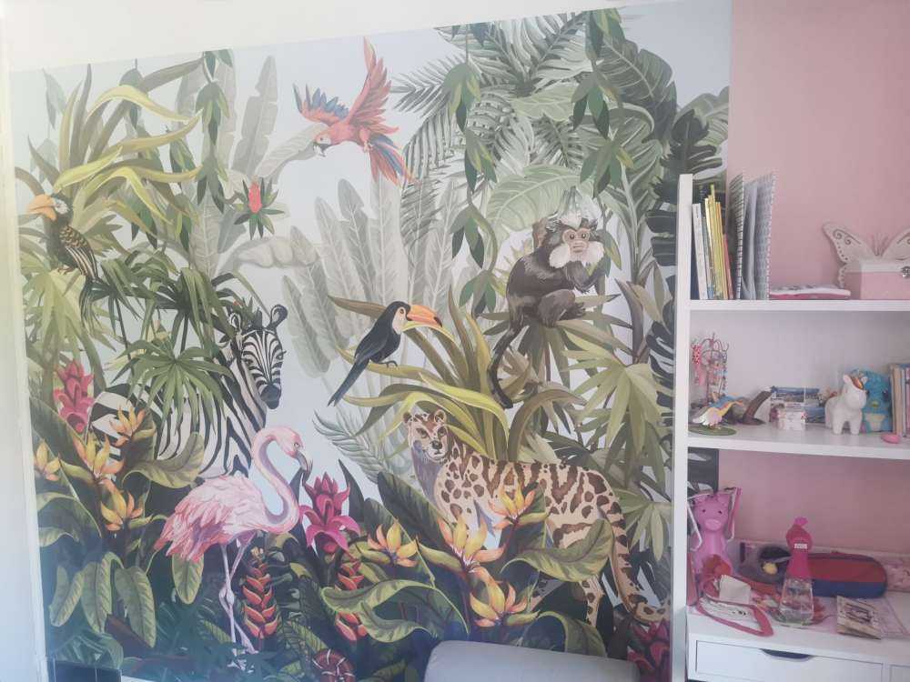 Colourful jungle with animals