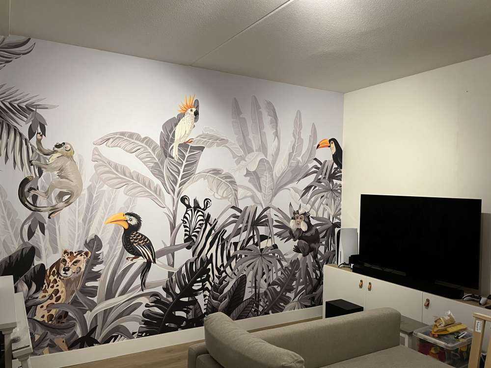 Jungle full of animals