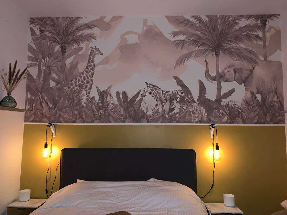 Jungle animals in taupe