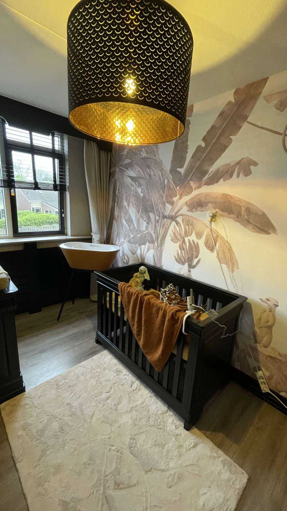 Small jungle animals in taupe