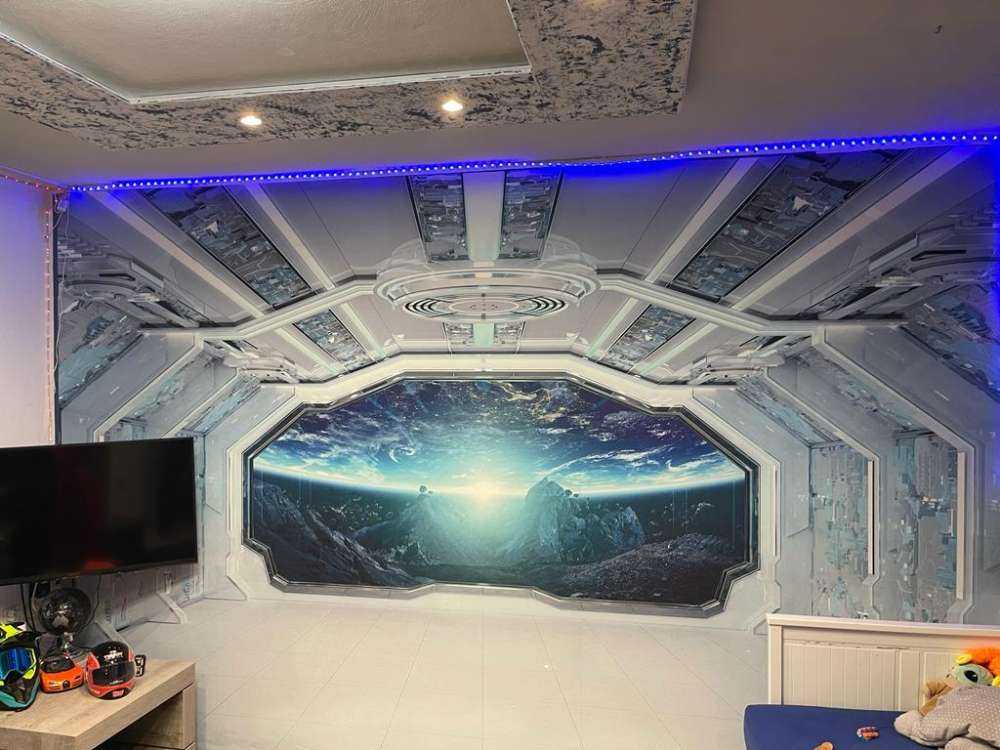 Spaceship with view on a planet