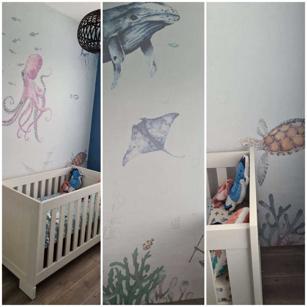 Underwater world of water paints