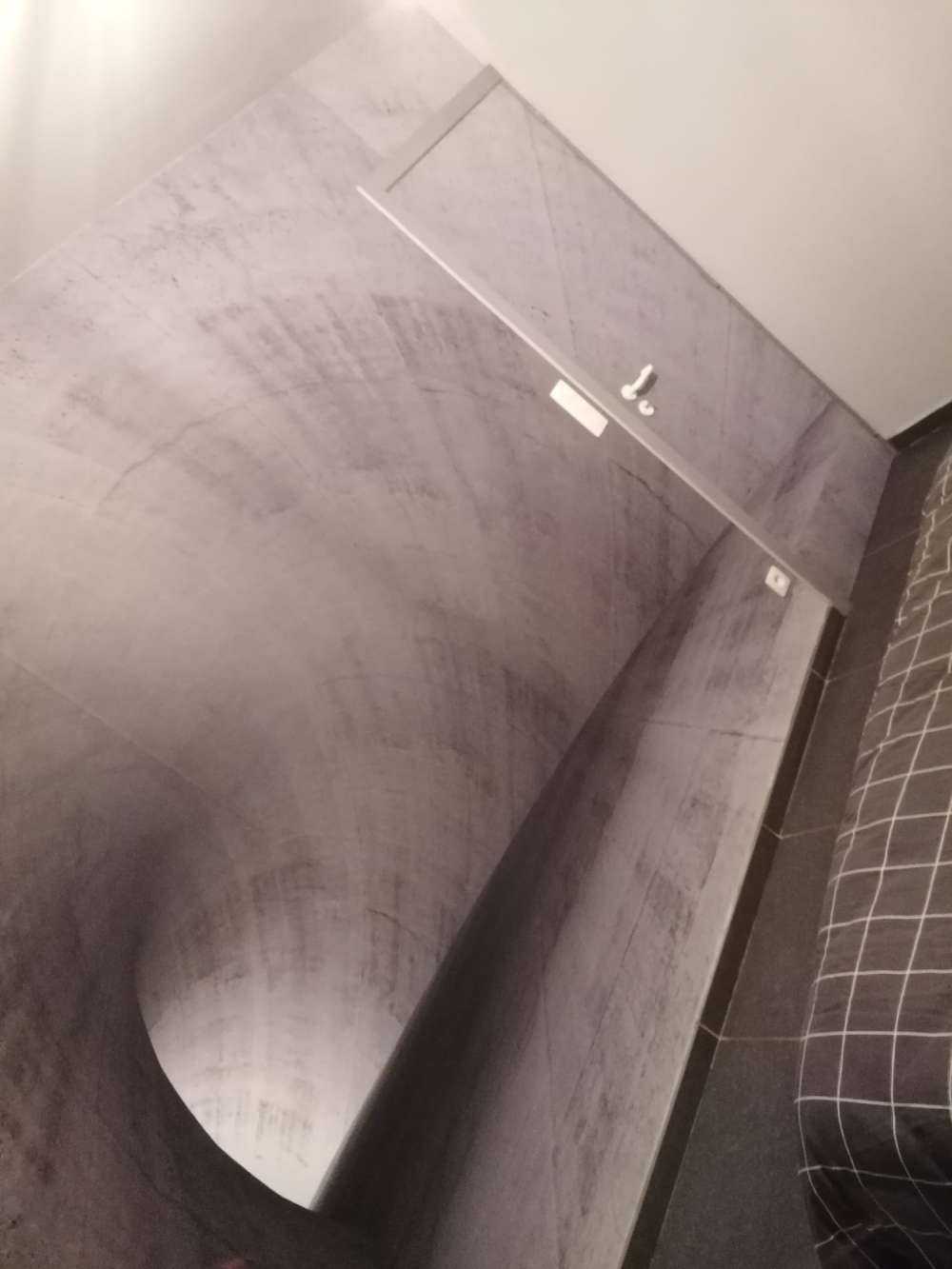Tunnel made of concrete
