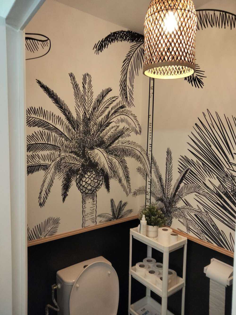 Drawn palm trees