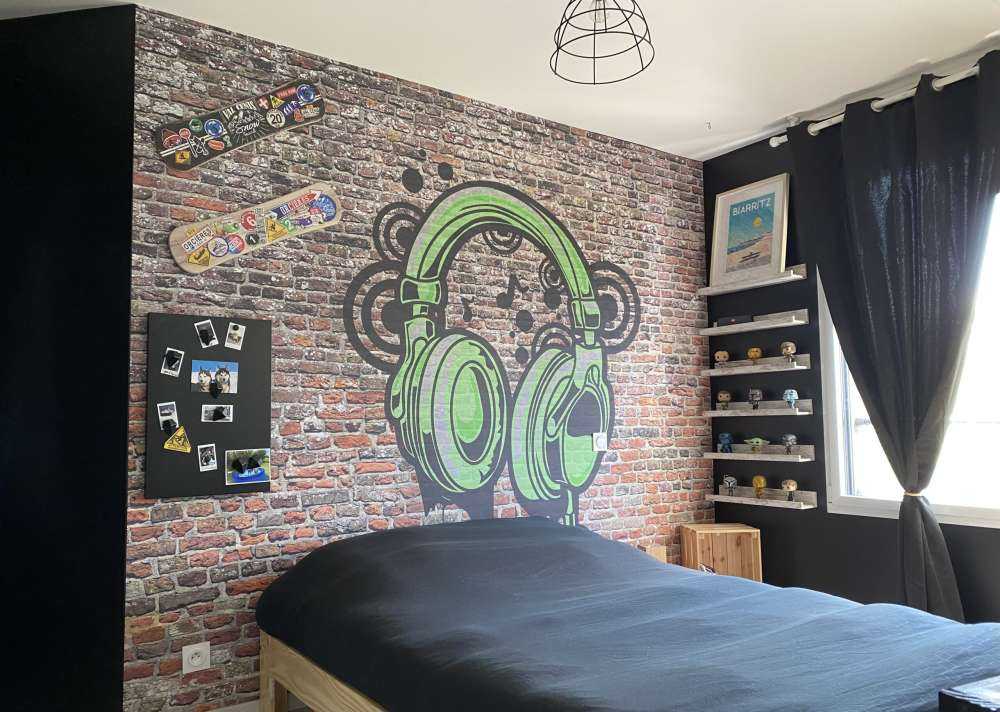 Graffiti on old brick wall