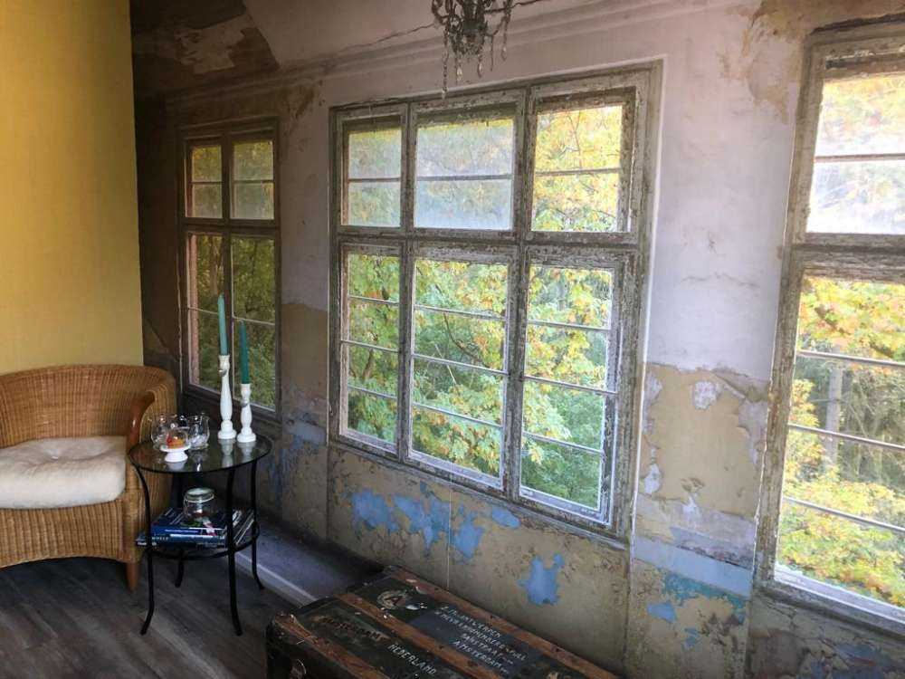 Deserted room