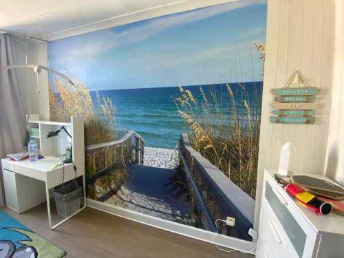 Path to the sea