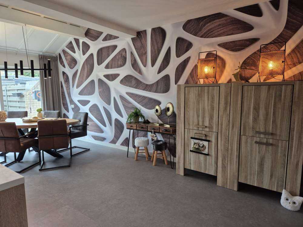 White pattern on wood