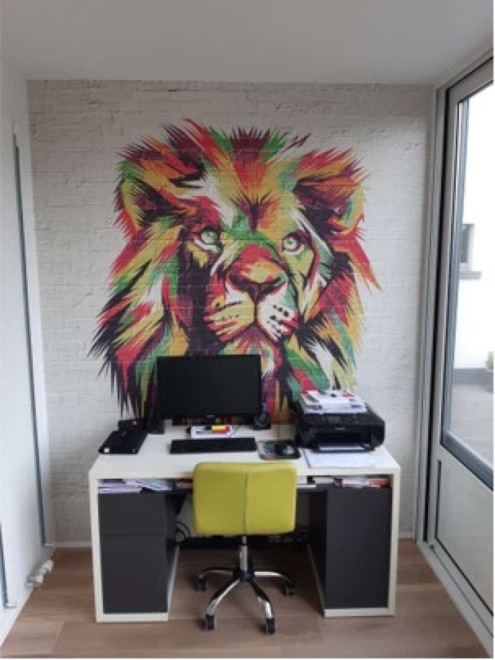 Graffiti of a lion