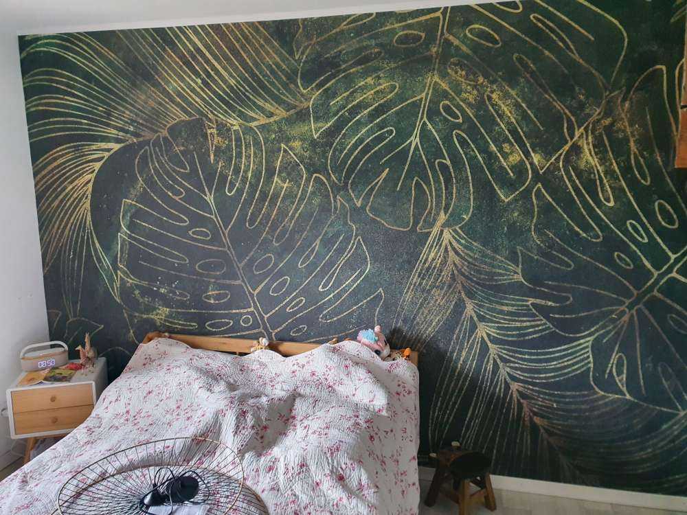 Green texture with golden leaves