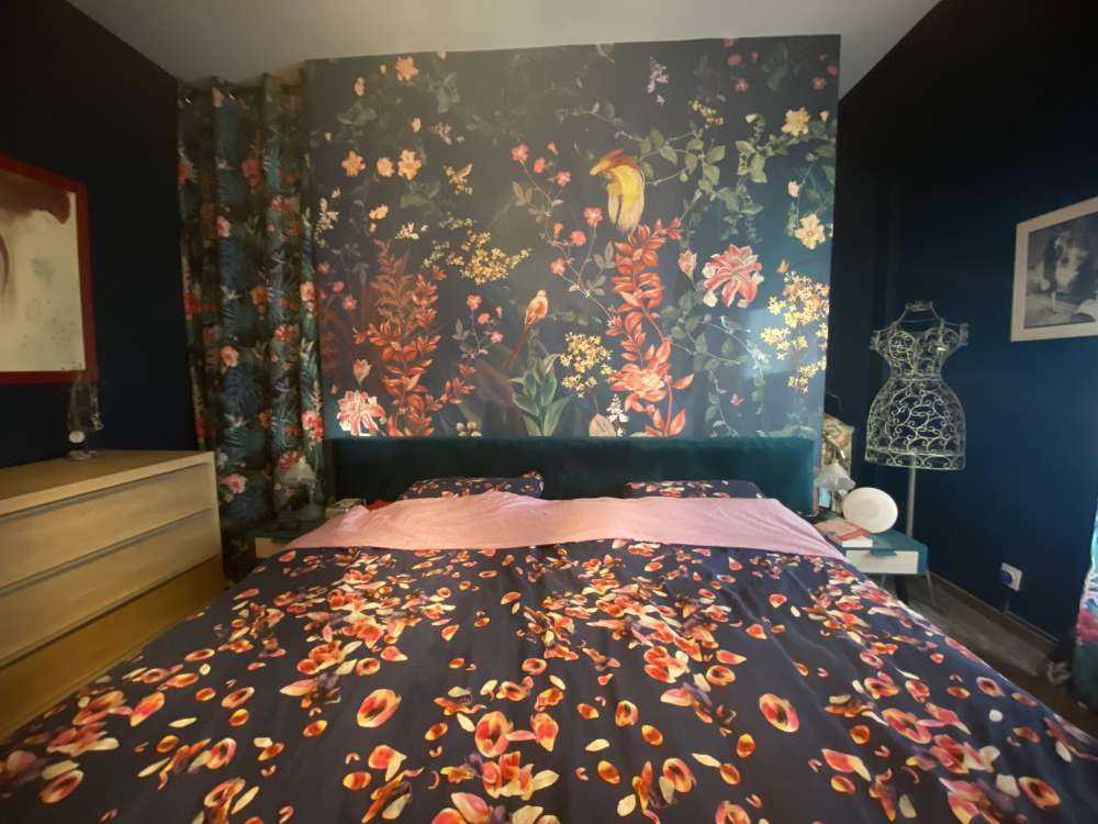 Jungle flowers and birds