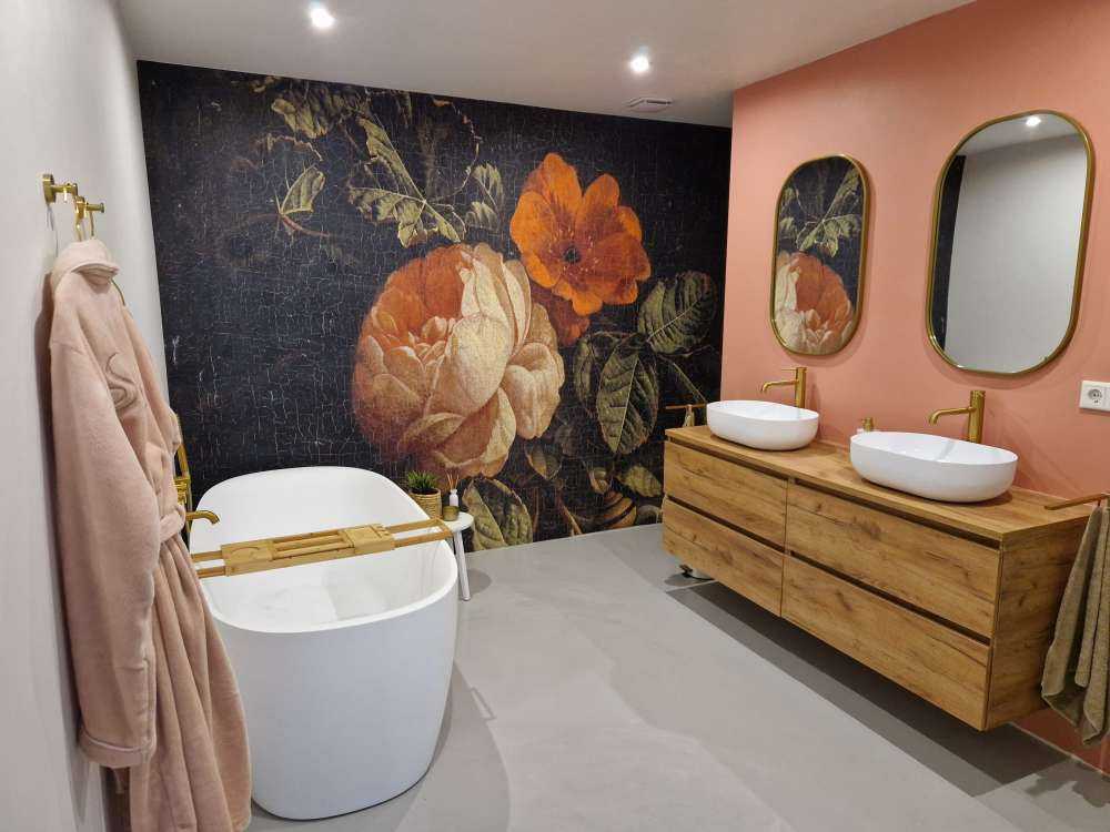 Still life with roses