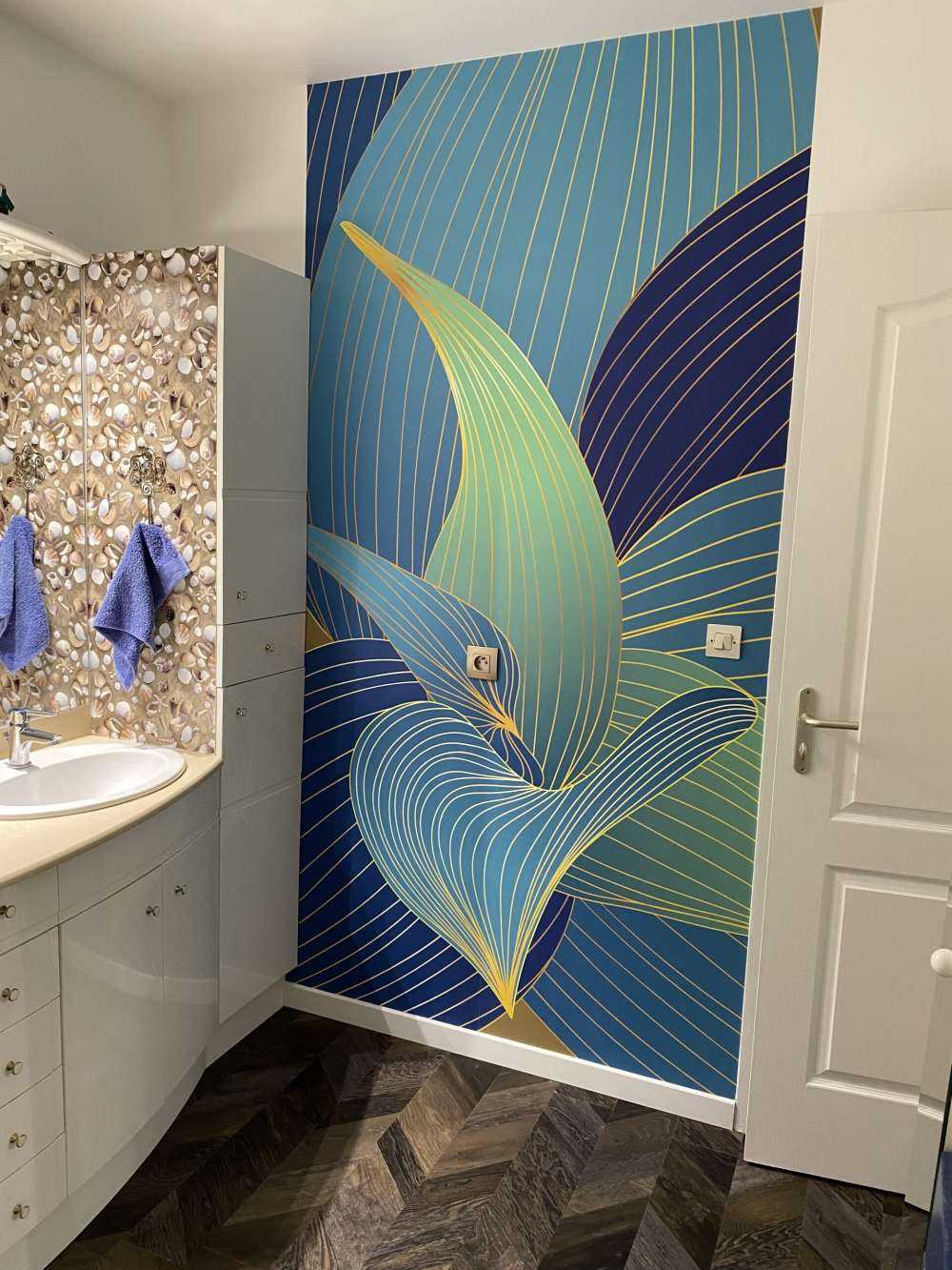 Blue and green leaves