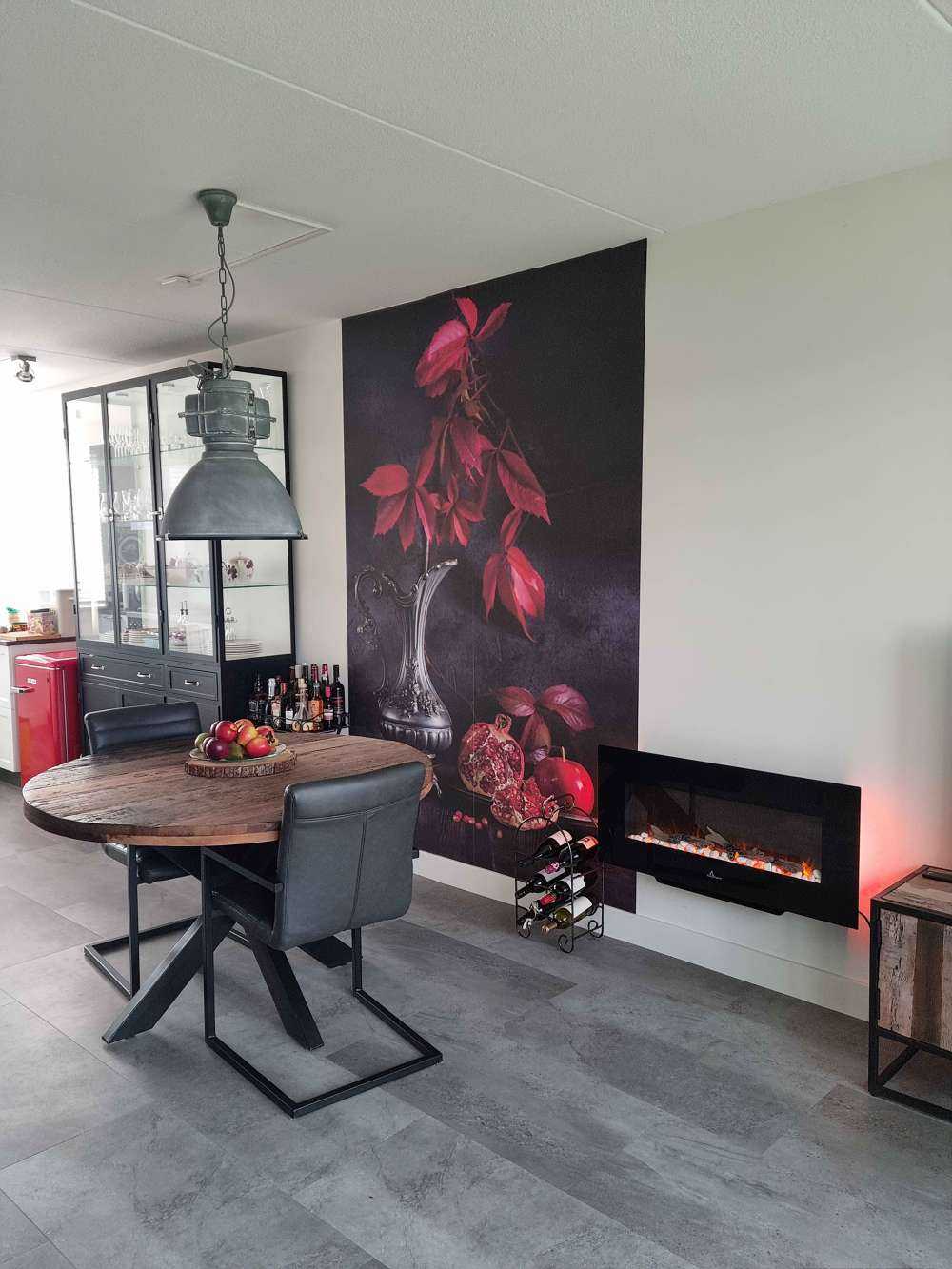 Can red wine and red fruit