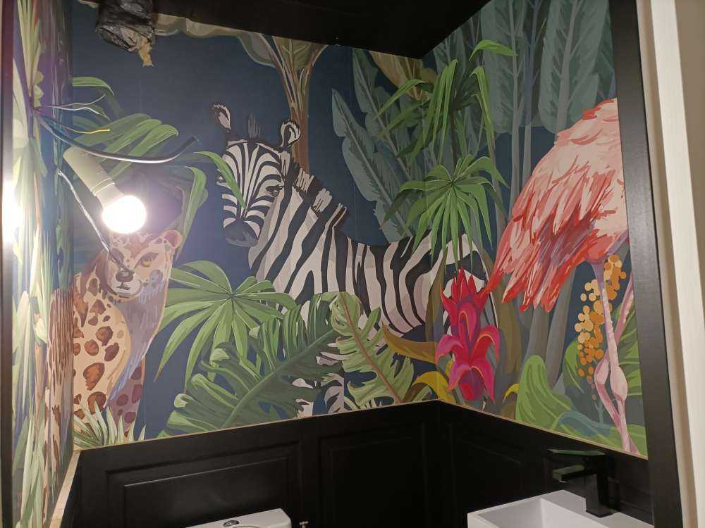 Colored jungle animals