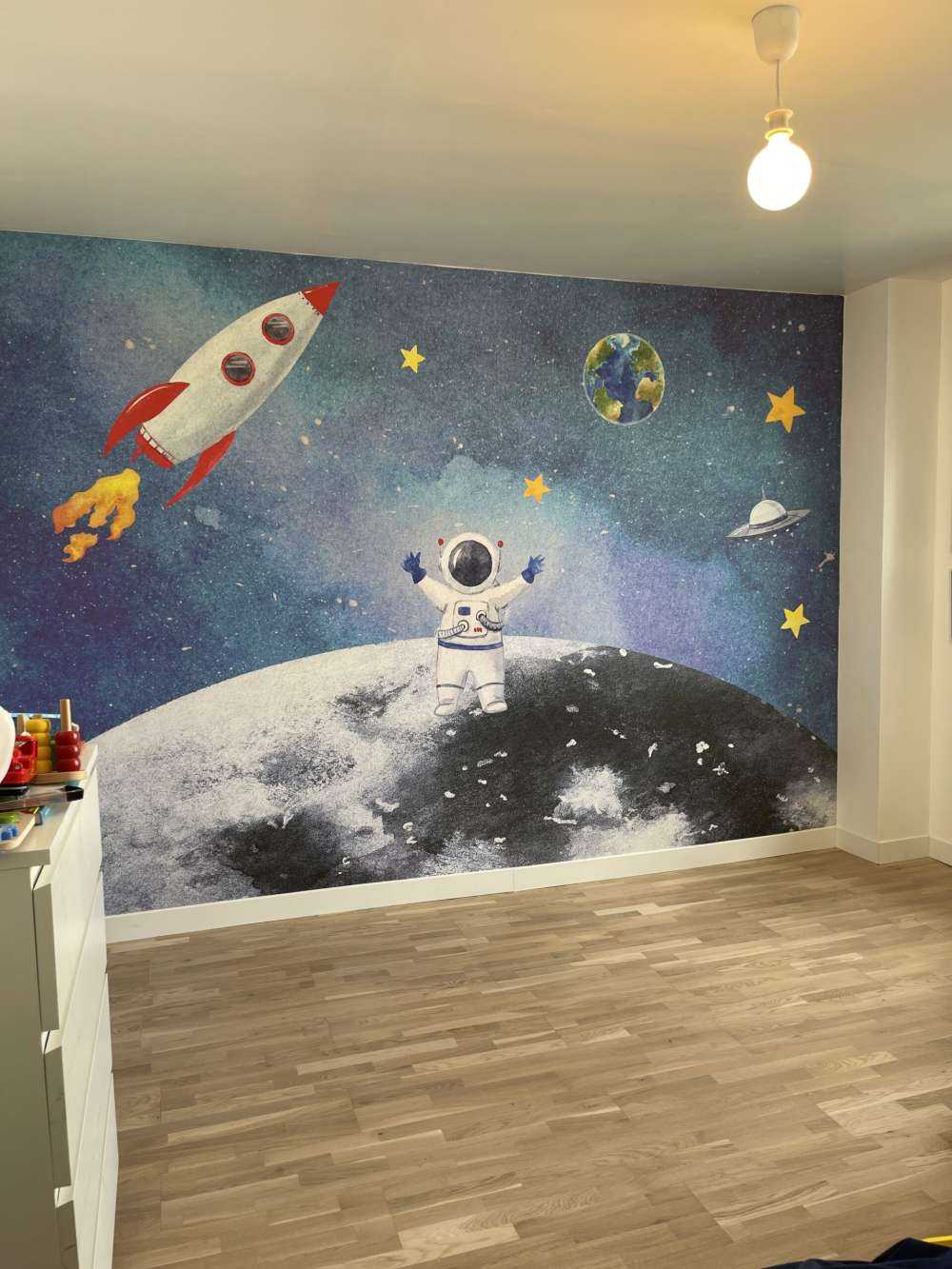 Astronaut on the Moon