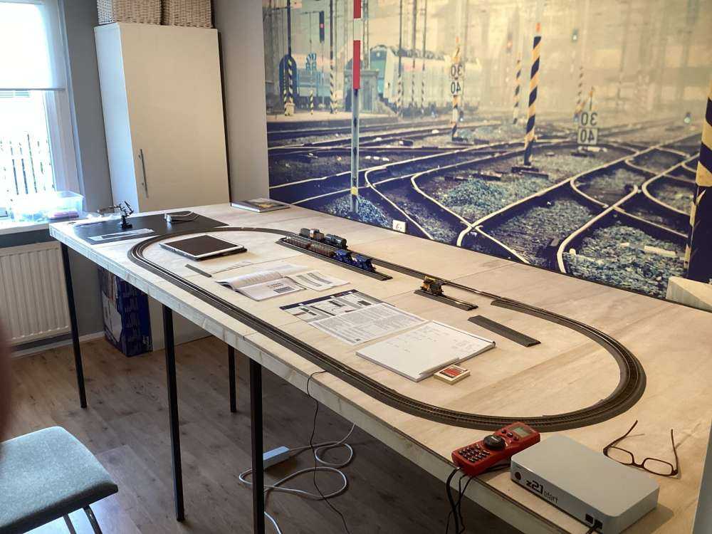 Train tracks and switches