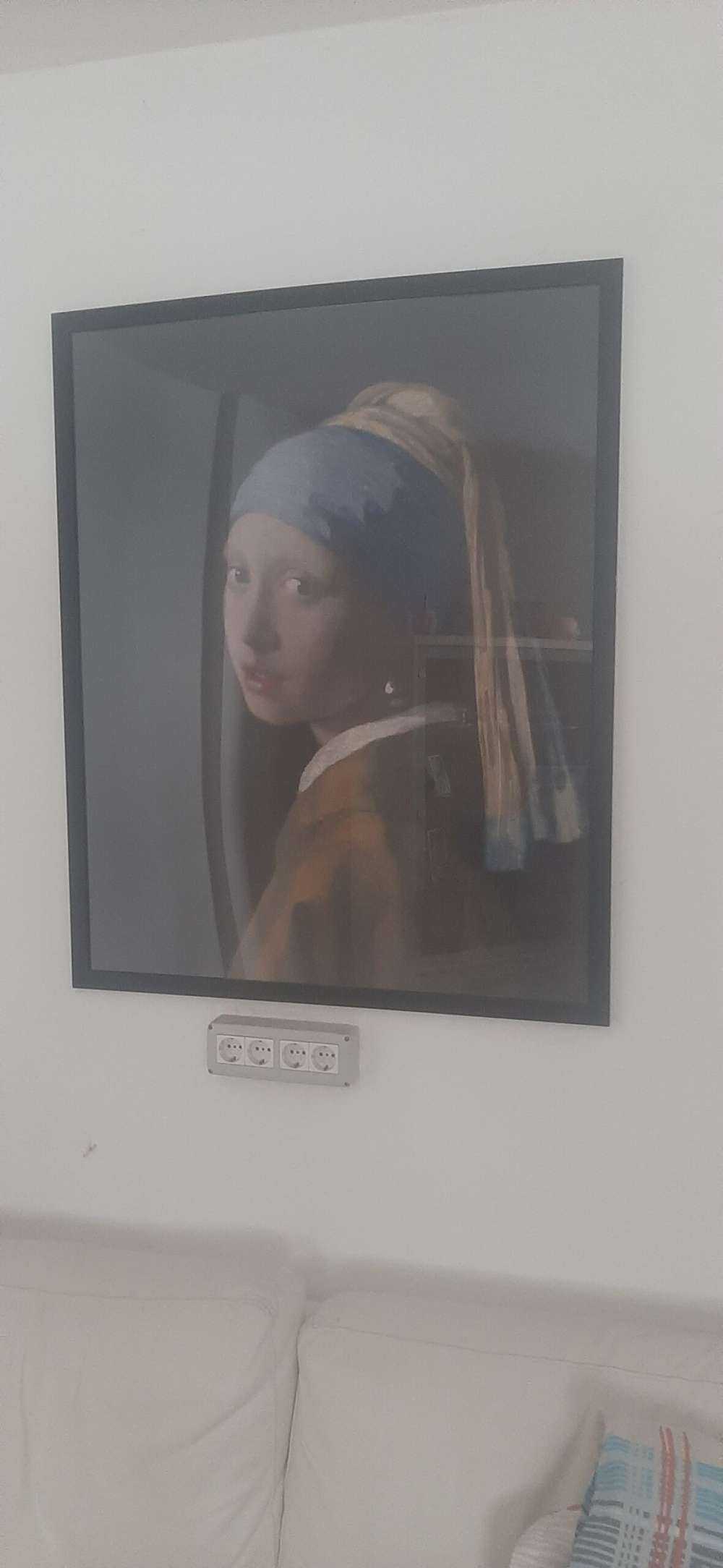 Girl with the pearl