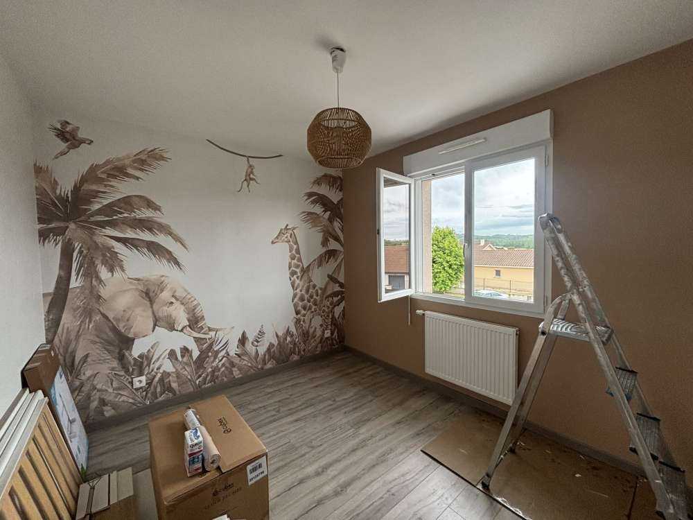 Various jungle animals in taupe