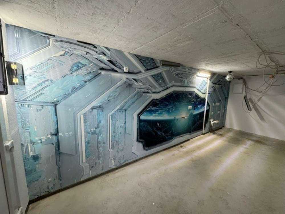 Spaceship with view on a planet