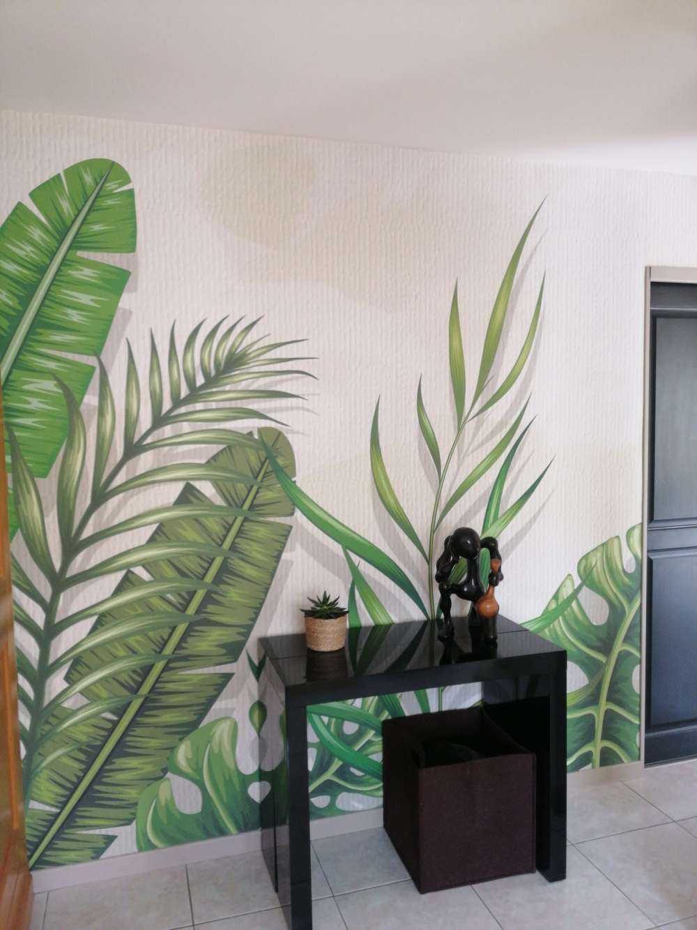 Illustrated leaves