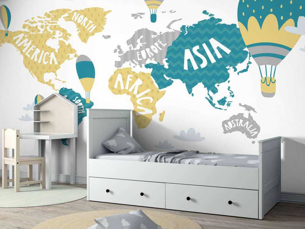 World map with balloons