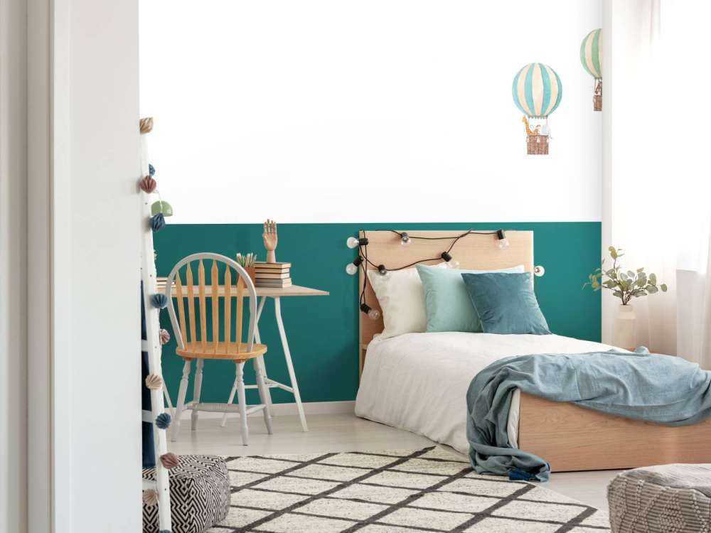 Balloons with animals