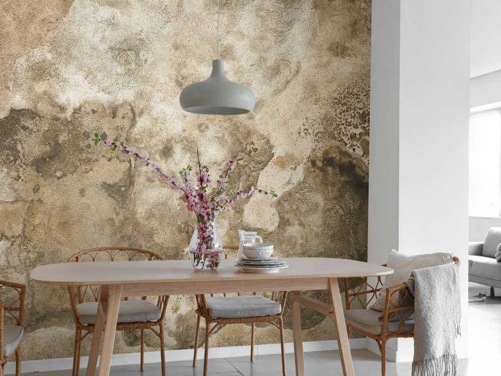 Layered concrete wall