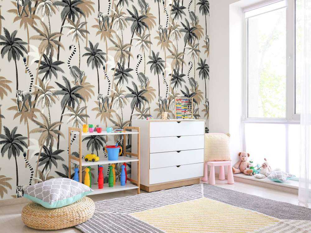 Ring-tailed lemurs in the trees