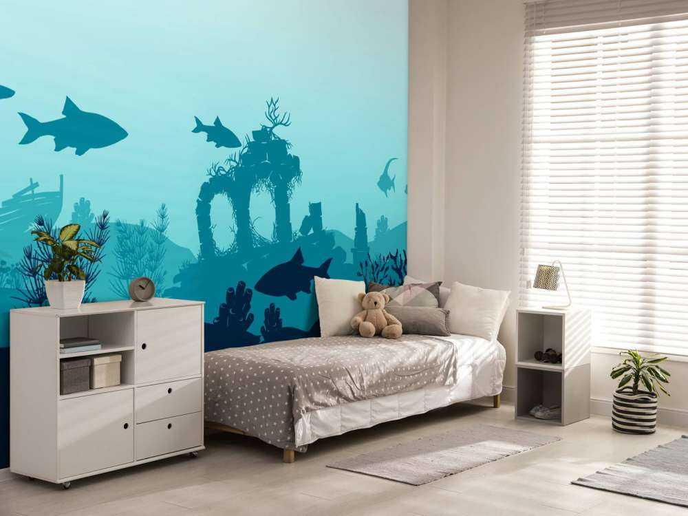 Underwater silhouettes