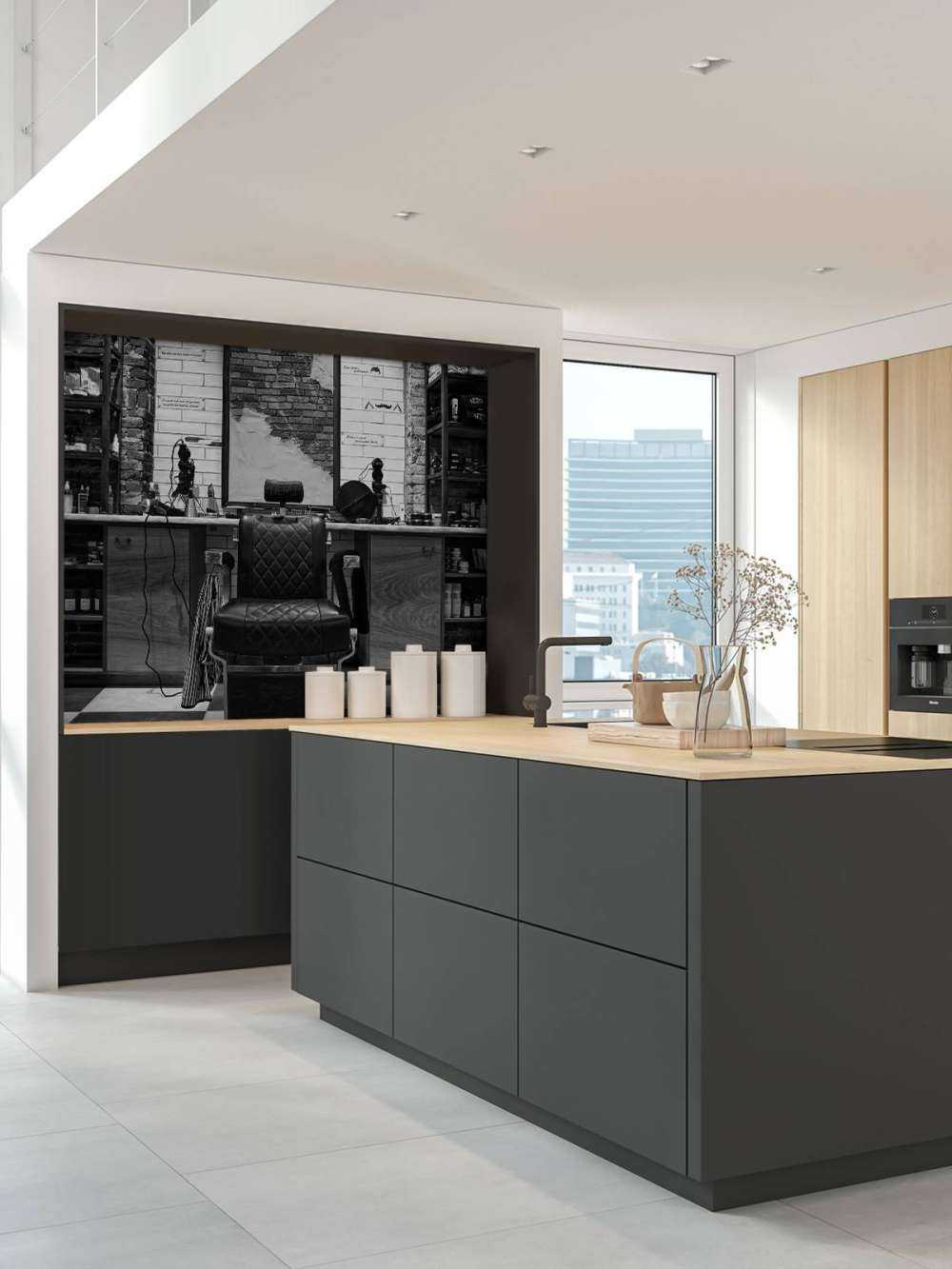 The hairdresser's chair