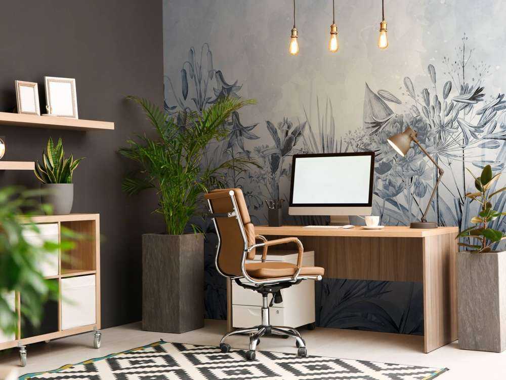 Monochrome Floral Elegance